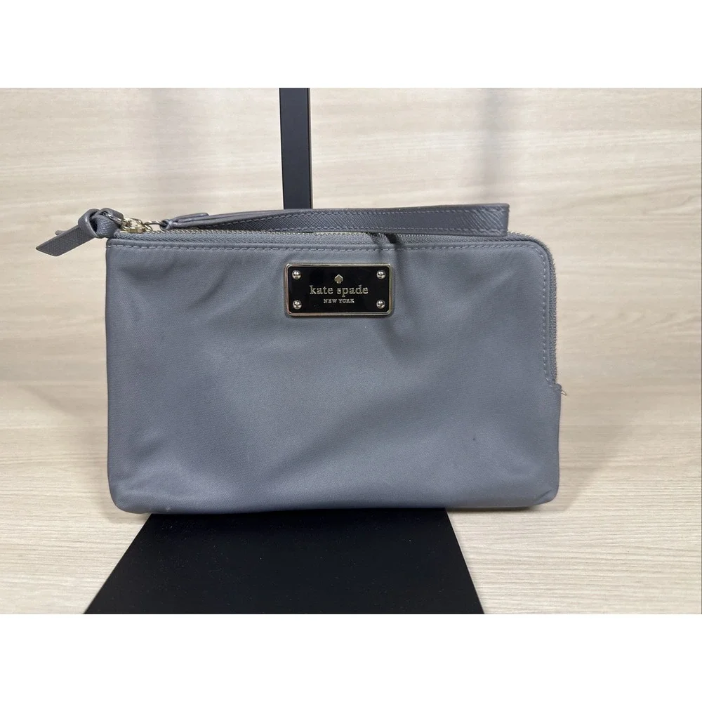 Kate Spade Double Zip, Double Sided Clutch All-In-One Removable Wrist Strap GREY